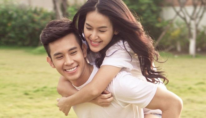 Trân trọng người bên cạnh bạn, không dùng lời nói làm tổn thương người khác.